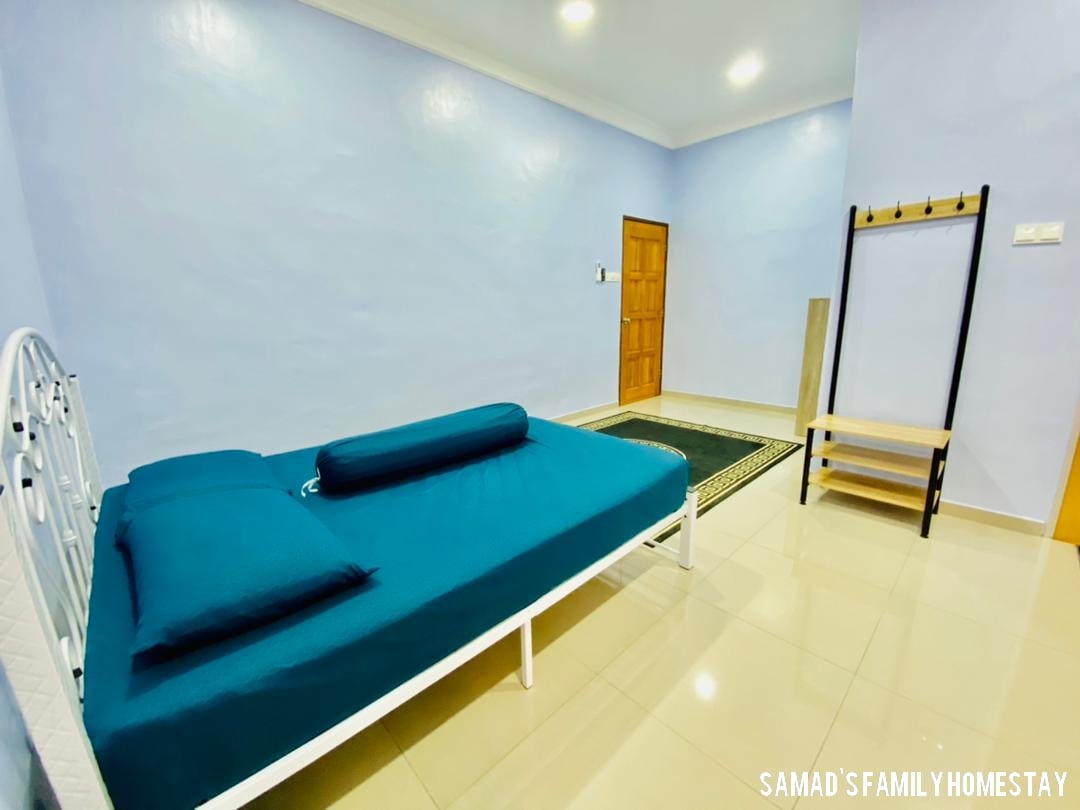 Samad's Family Homestay