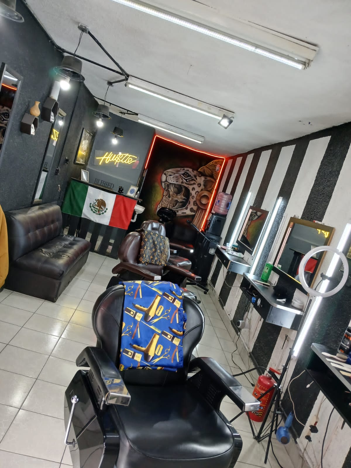 Magic Blade Barber Shop | Mexico City