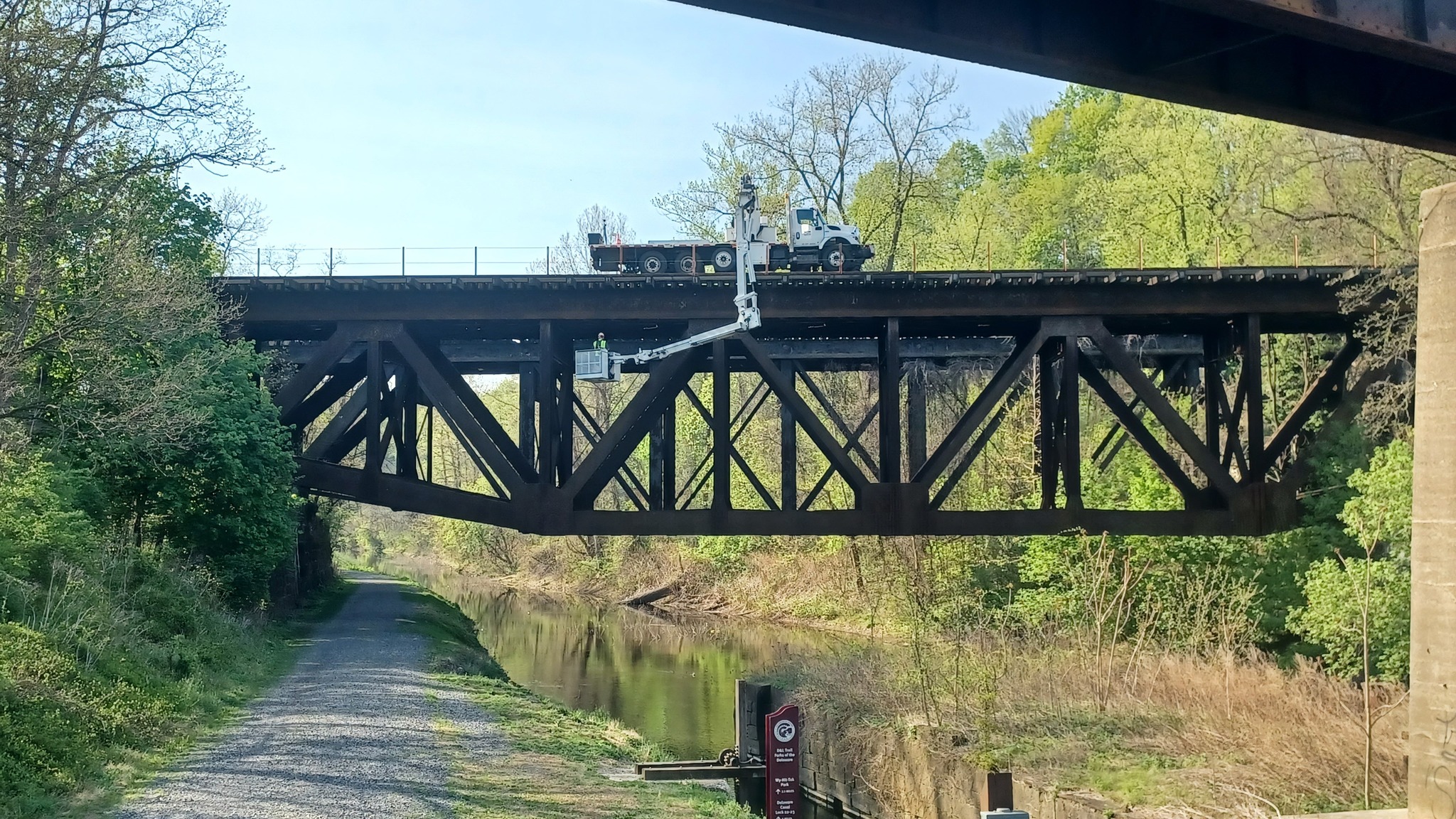 Metrotrails - A bucket truck inspection of the former Central Railroad ...