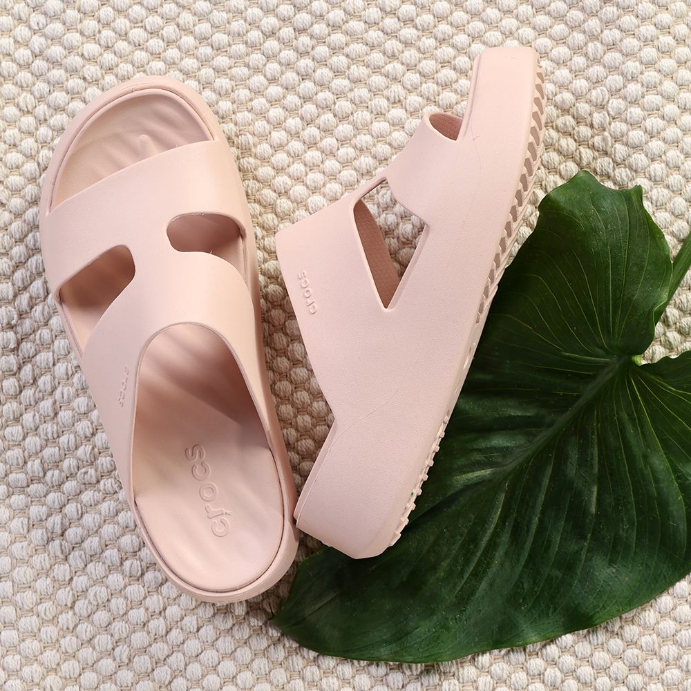 Shoe Box - NEW Crocs unpacked!🌸 . SHOP NOW :... | Facebook