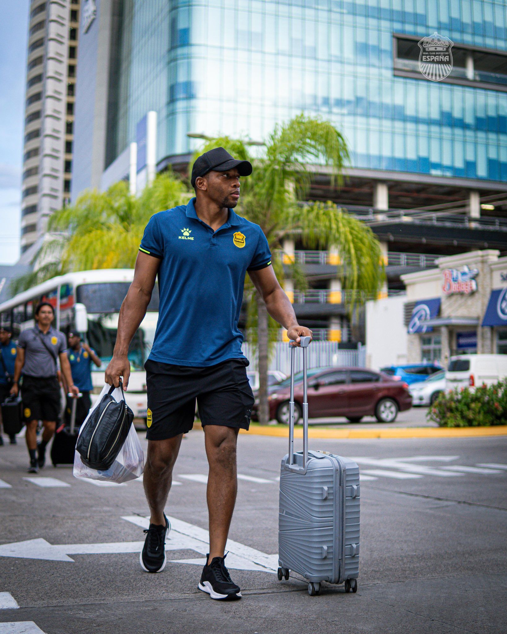 Fútbol de Tacón - La máquina ya está en Tegucigalpa🚂⚽... | Facebook