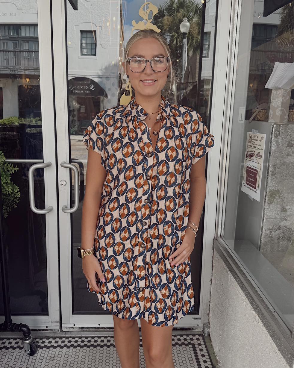 Cute work dresses with pockets at Lee Tracy in Pascagoula
