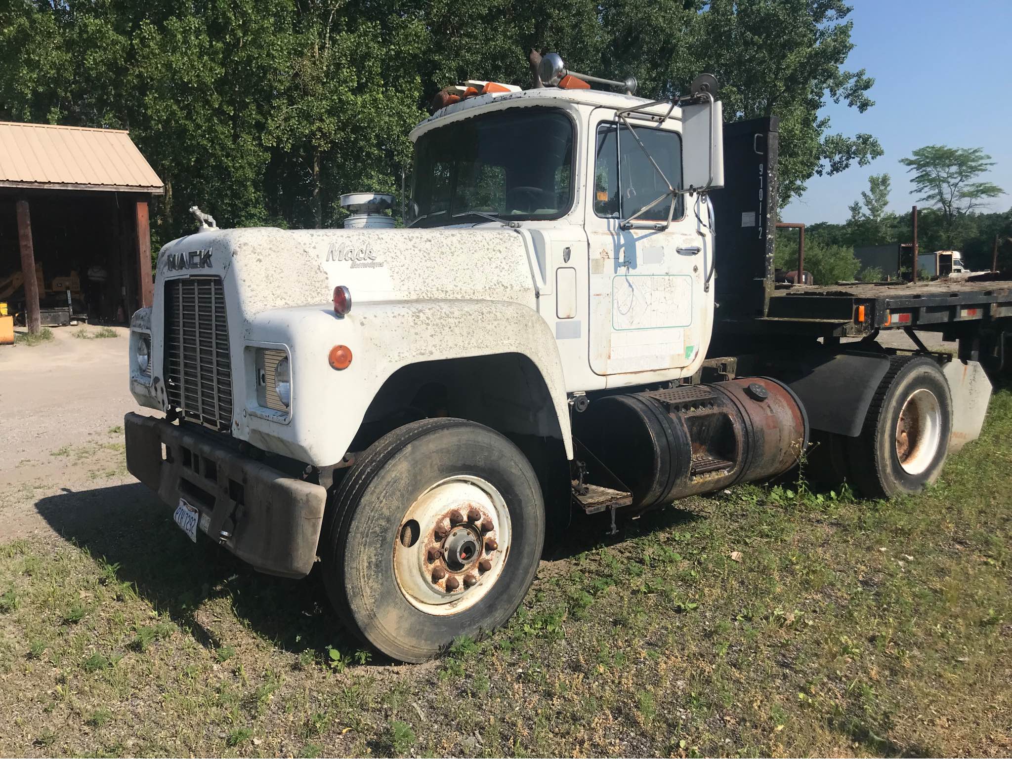 1984 Mack r-600