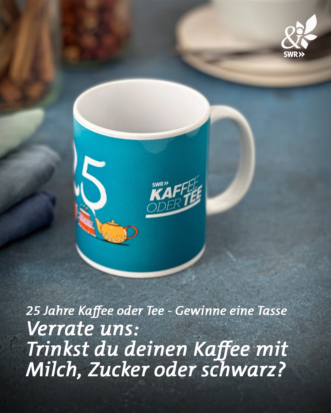 Unser Tassen-Gewinnspiel geht in die nächste Runde. Beantworte einfach die Frage und du bist im Lostopf🍀. Unter allen Kommentaren verlosen wir eine Jubiläumstasse. Teilnahmeschluss ist am 28.01.2025