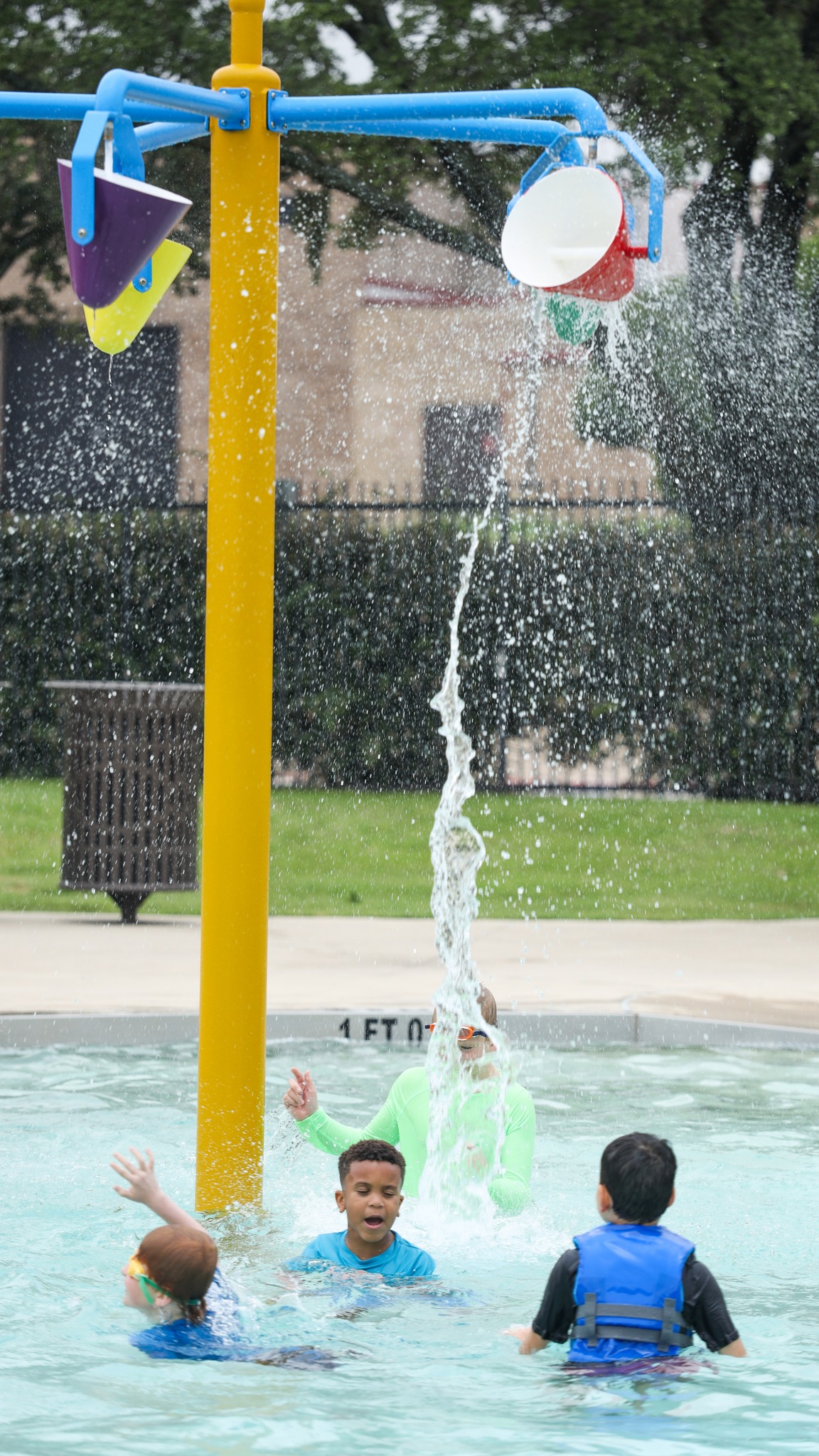 Allen - 🌺 🌊 Tonight you can splish-splash at Ford Pool's Summer Luau ...