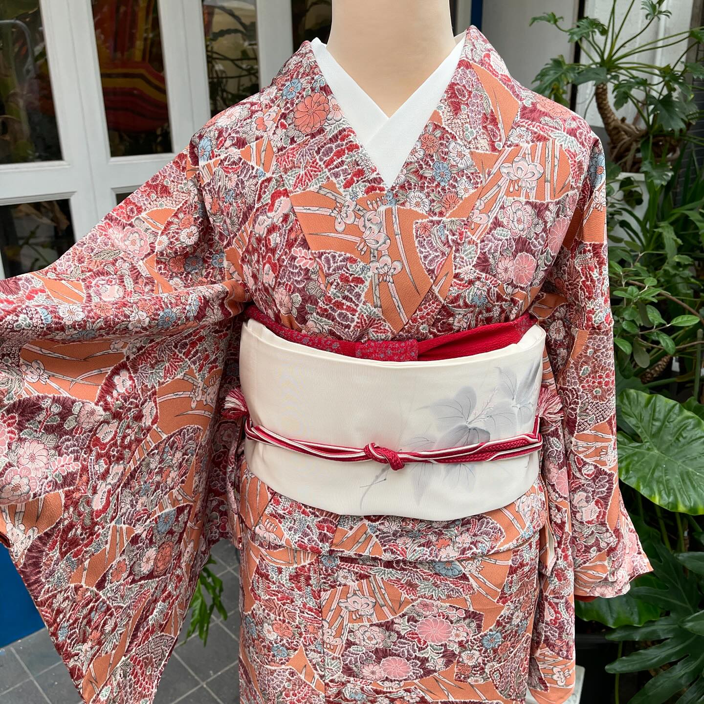 高身長さん必見！ トールサイズのお着物入荷 かわいい柄のお着物たち 