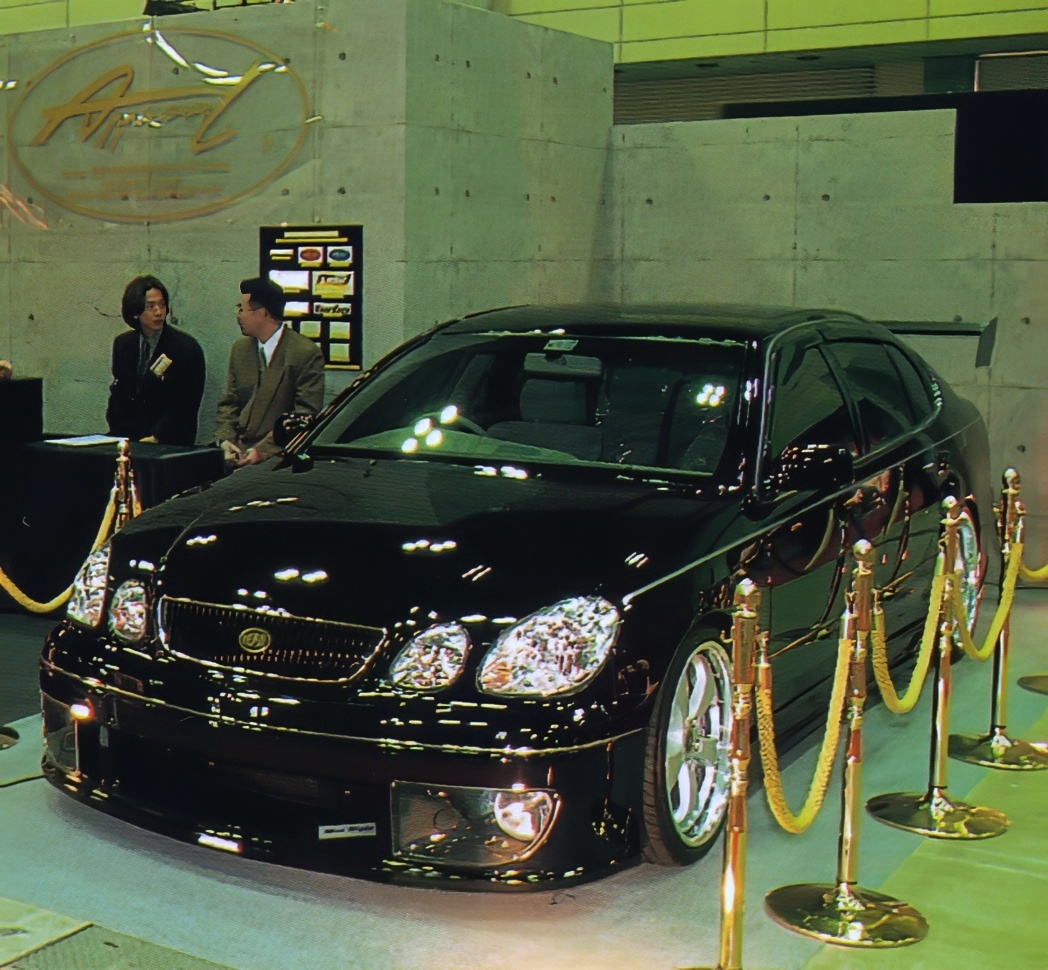 Toyota Aristo aka Lexus GS300 spotted on the road