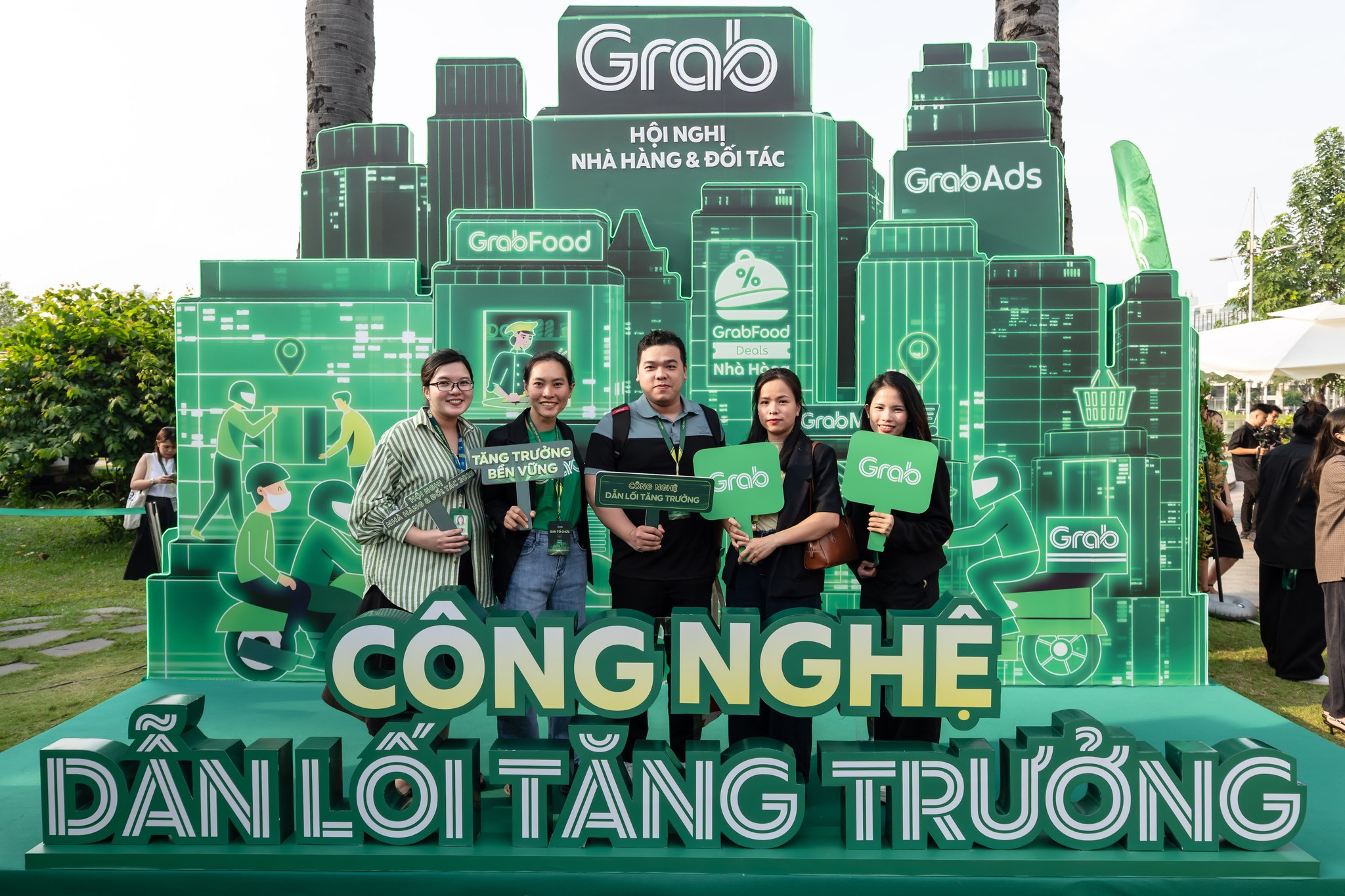 Grab - Grab added a new photo — at Chloe Gallery Living