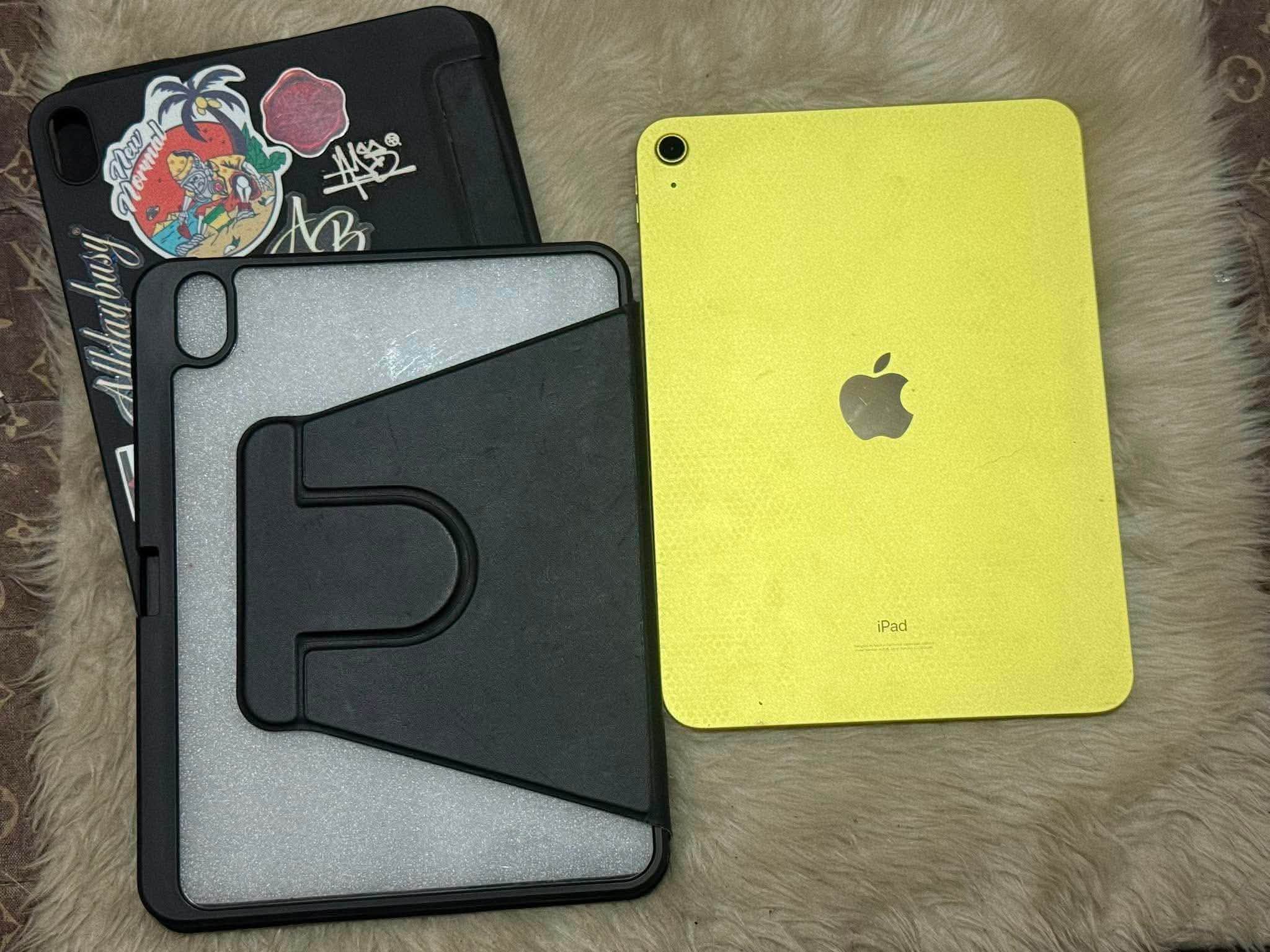For sale! iPad 10th Gen 64gb (Yellow) PP/A local released Touch id