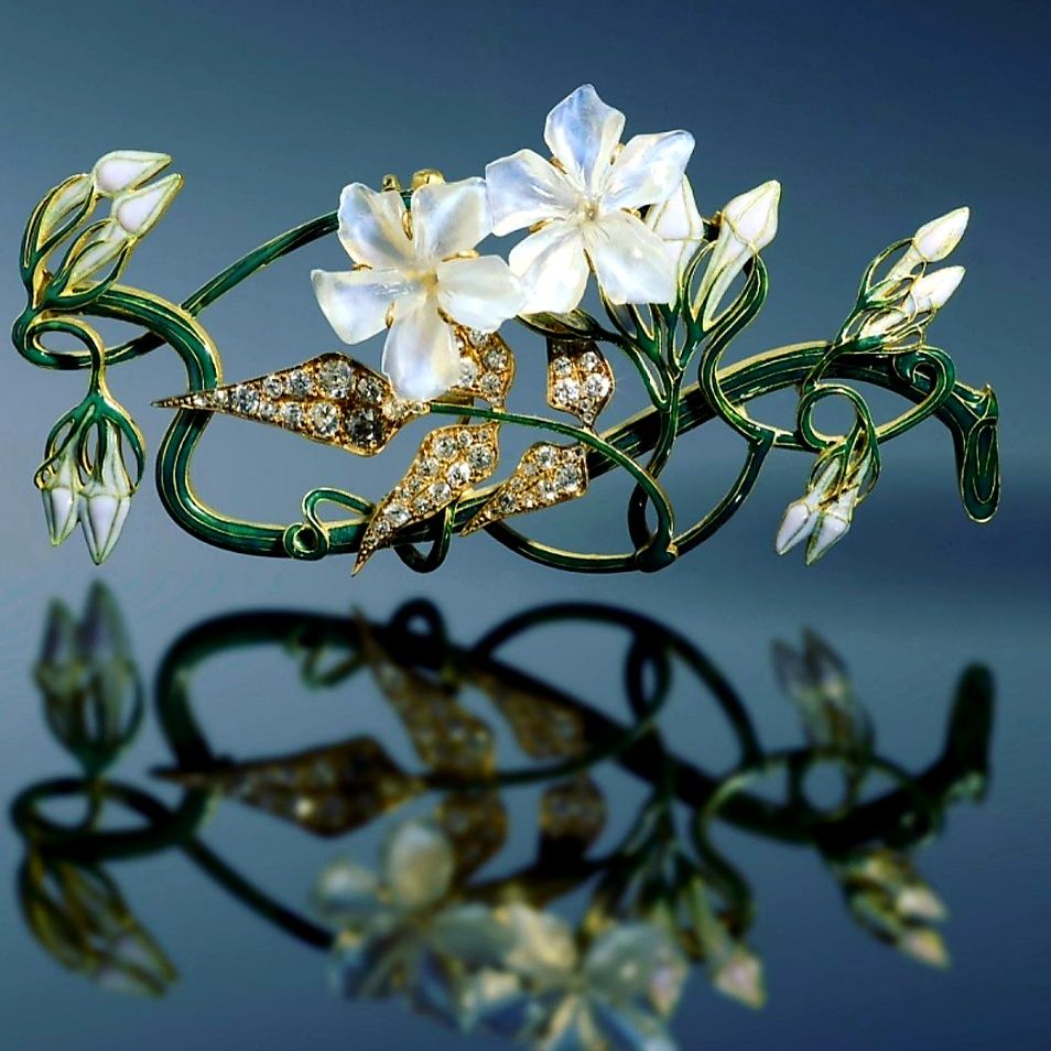 René Jules Lalique (1860-1945) 1899-1901 'Jasmine' Corsage