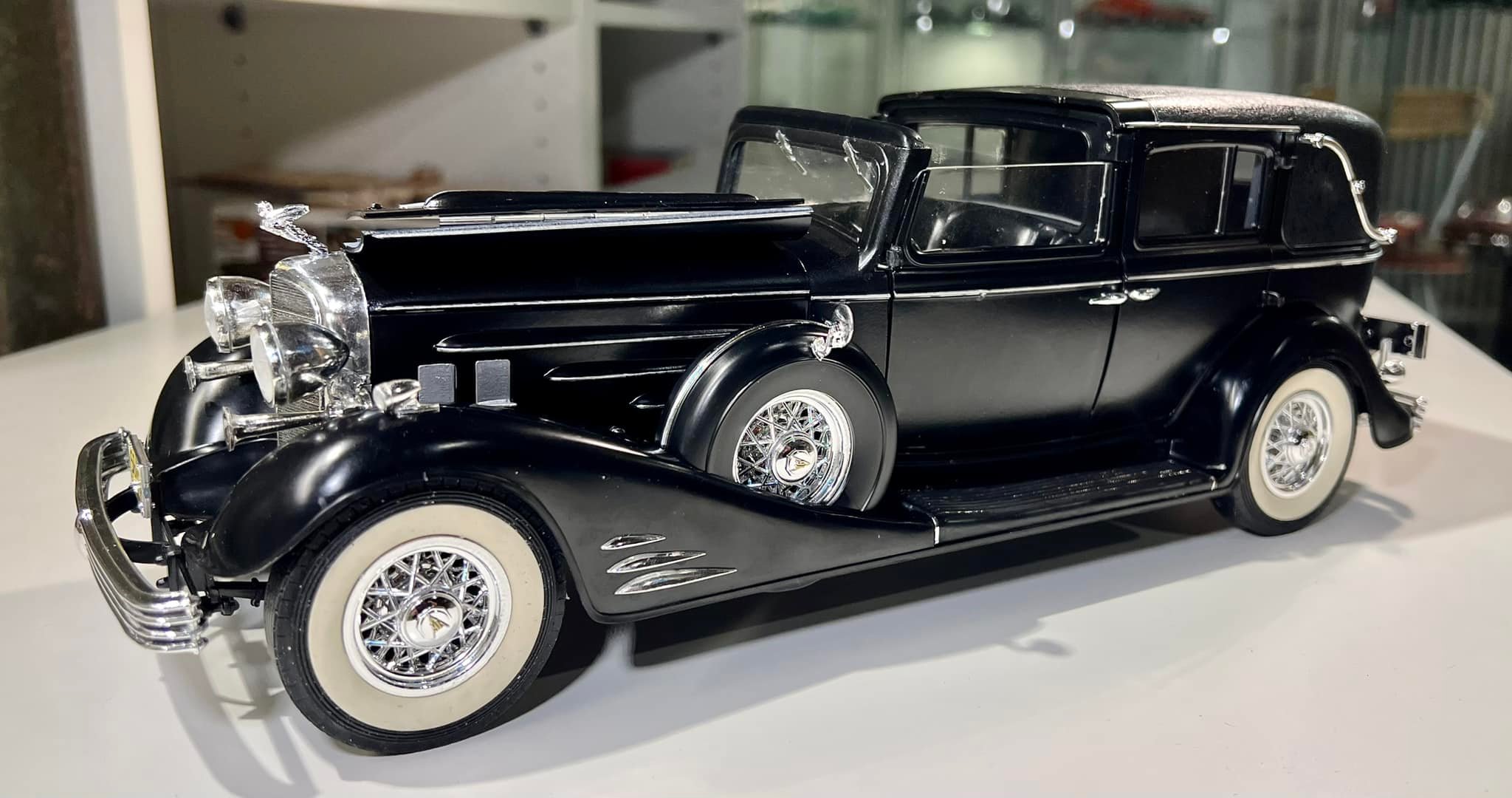 Instructions for 1/16 Cadillac V16 town car model kit?
