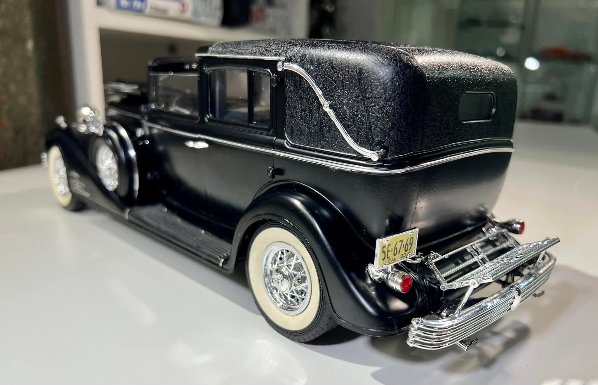 Instructions for 1/16 Cadillac V16 town car model kit?