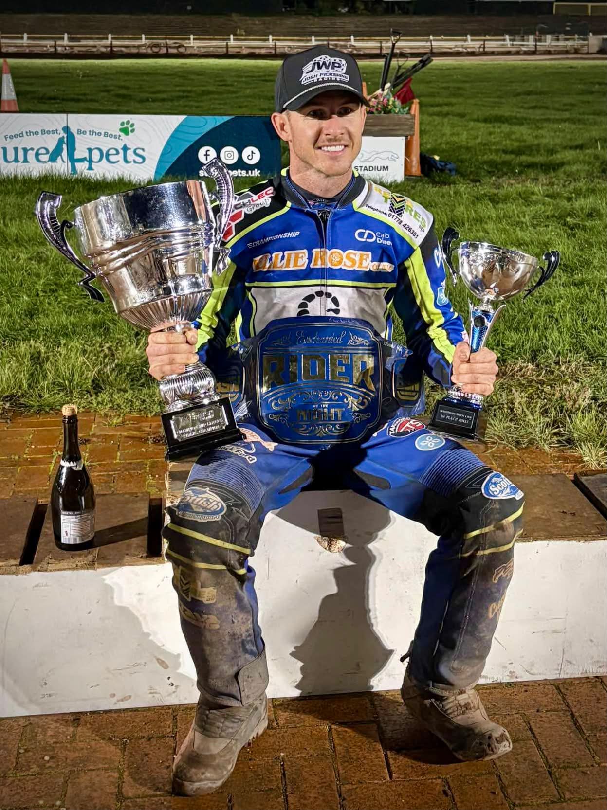 ユニアリ　CHAMPIONSHIP AP（winner） Josh Pickering wins Enchanted Rider of the Night at CLRC