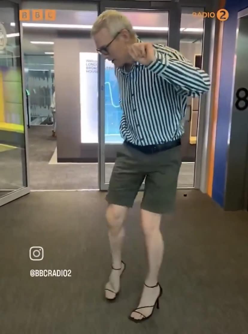 Wakefield News - Jeremy Vine STUNS in stilettos as the BBC...