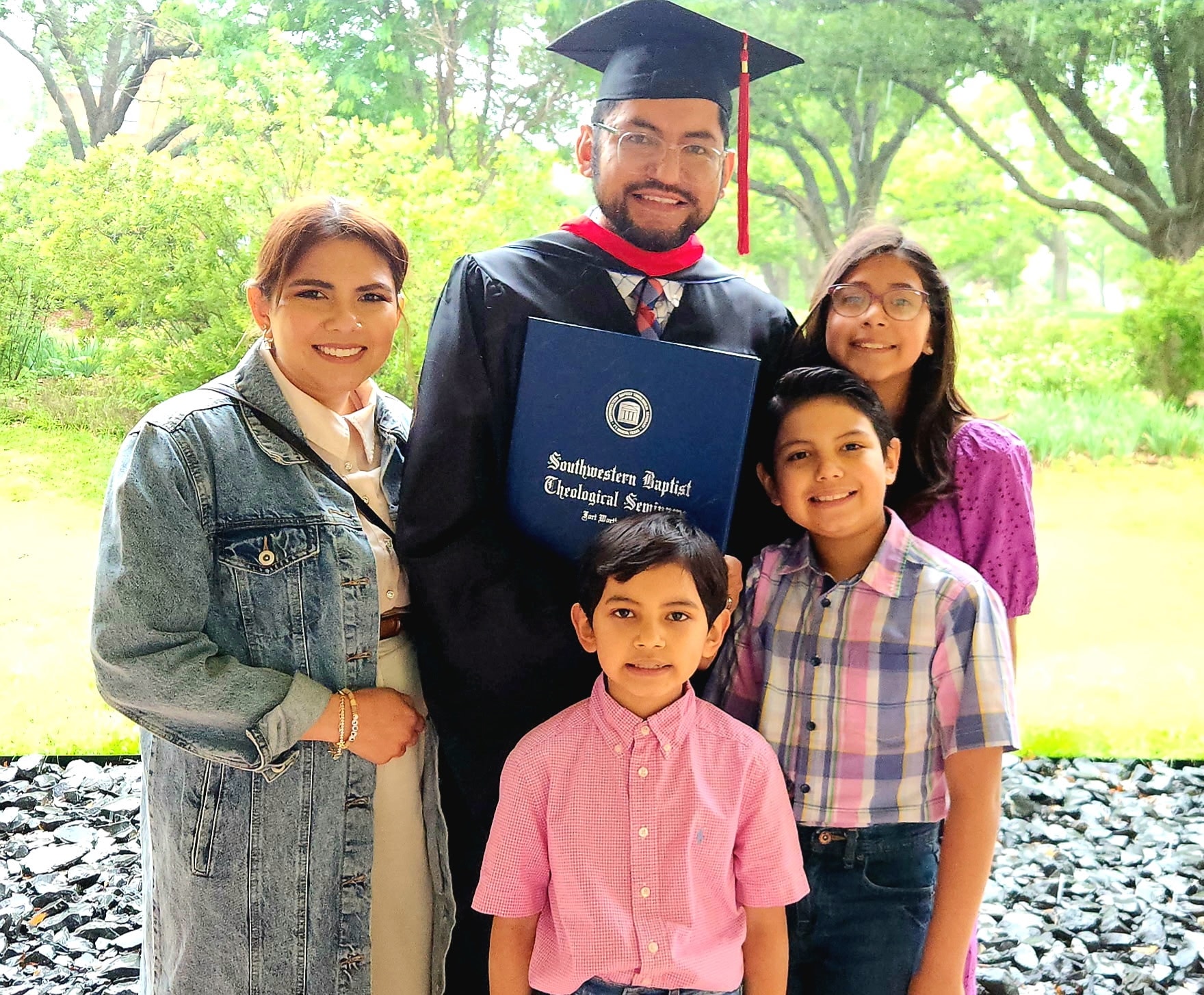 Paramount - 🎓 ¡Felicidades Pastor Jonathan! 🎉 This past week, our very ...