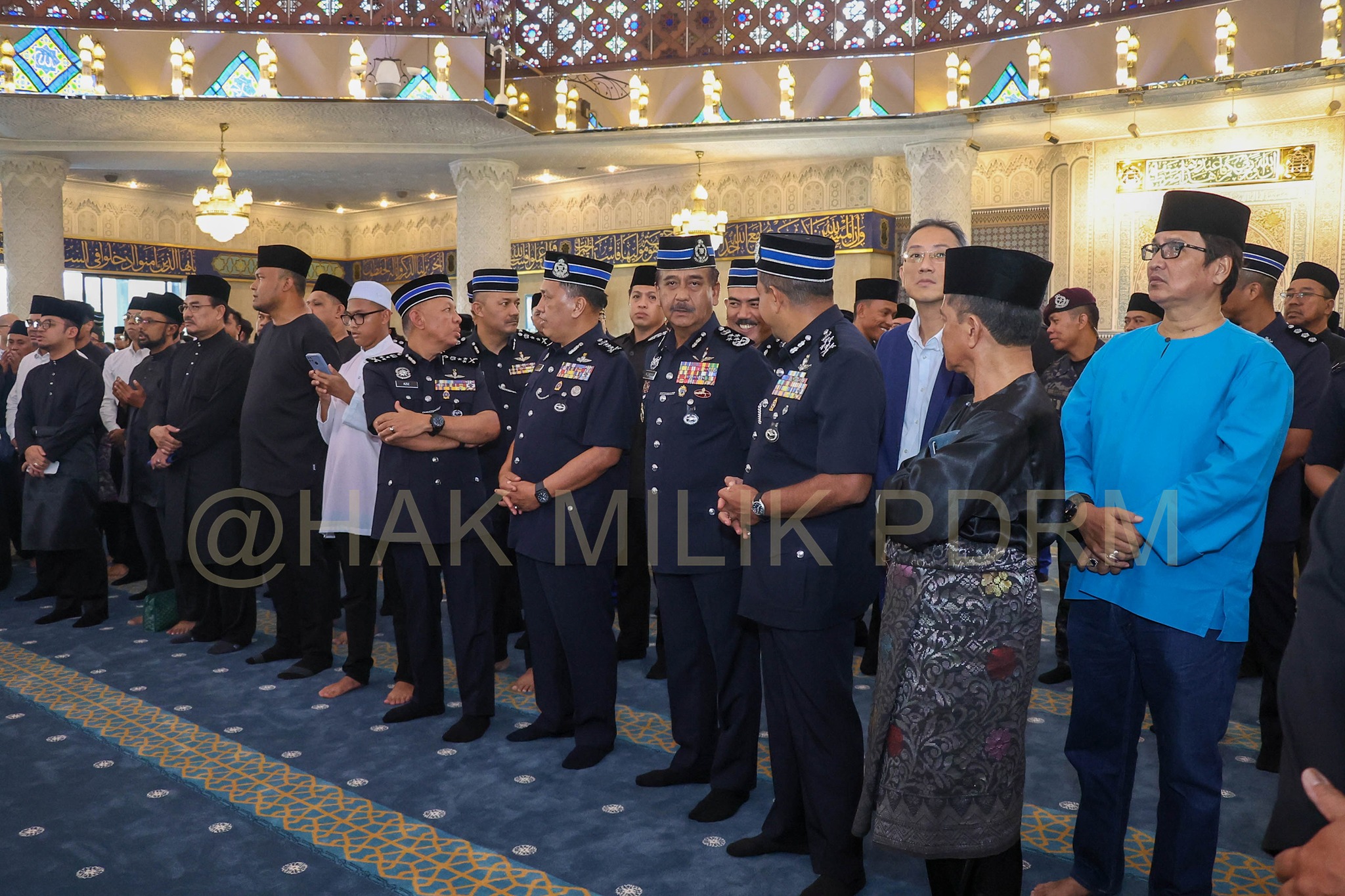 Polis... - Polis Diraja Malaysia ( Royal Malaysia Police )
