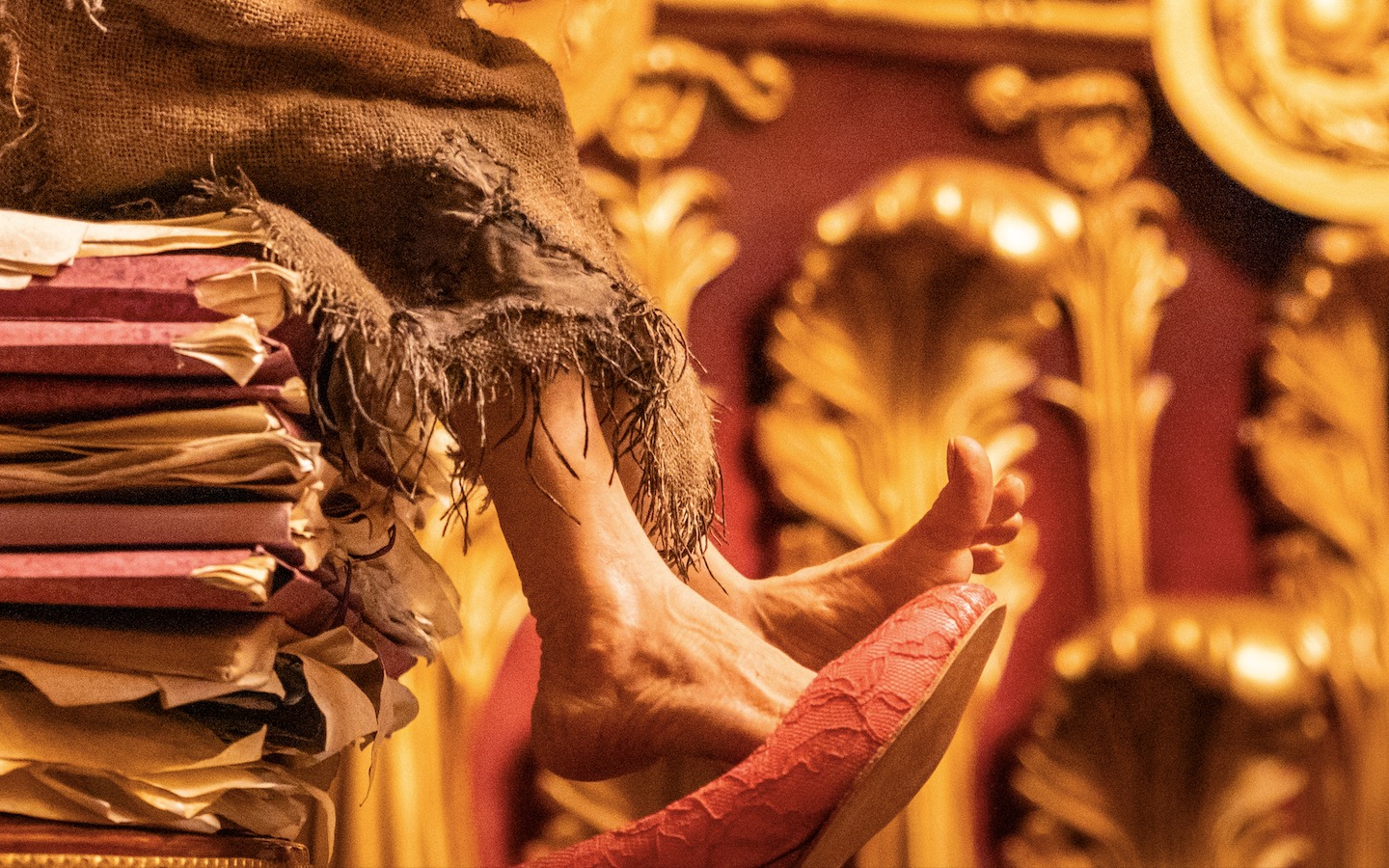 Attractions - Meet Higgledy, Dolores Umbridge's former house-elf ...