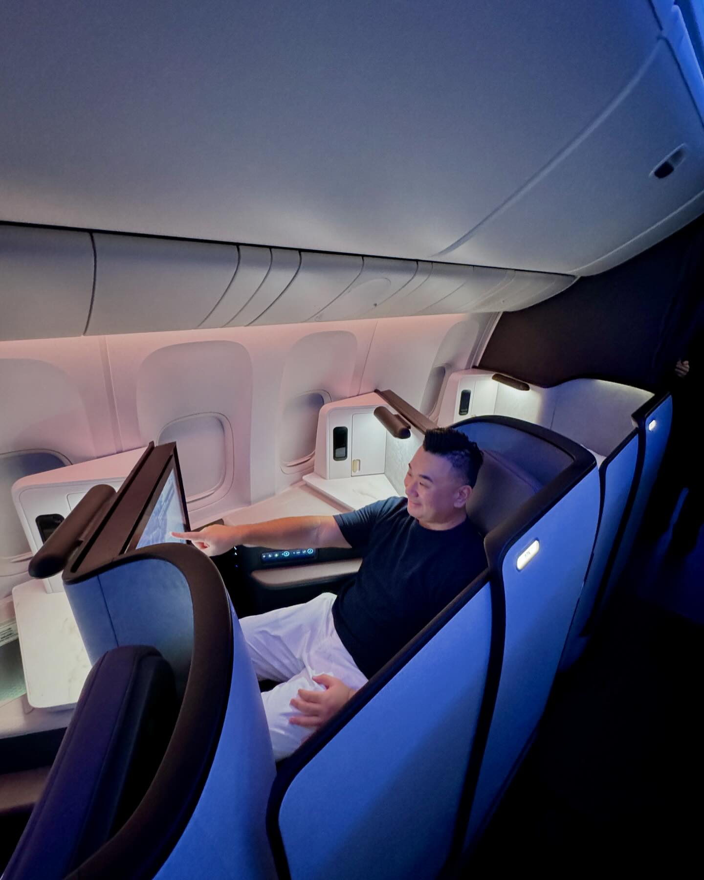 Sam Chui - First look of the Aria Suite - Cathay Pacific’s... | Facebook