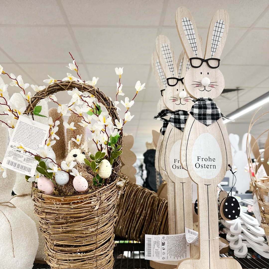 🐣🌸 Ostern bei TEDi – Finde deine Lieblingsdeko! 🎨✨ Die Osterzeit steht vor der Tür! 🐰🌷 Bei TEDi findest du alles, was du für eine festliche und kreative Osterdekoration brauchst – von niedlichen Deko