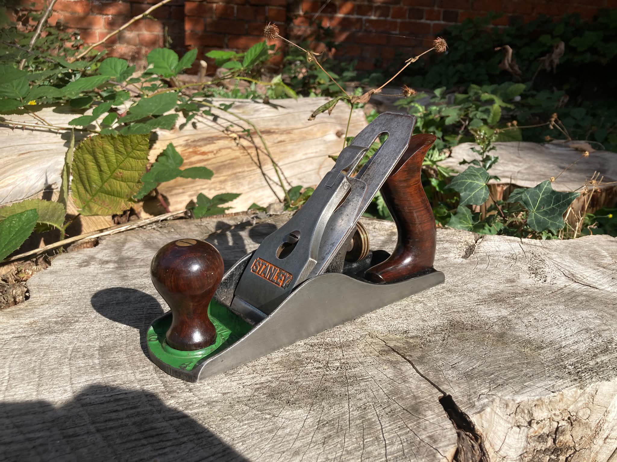 Refurbished Stanley No. 4 plane with rosewood handles from the