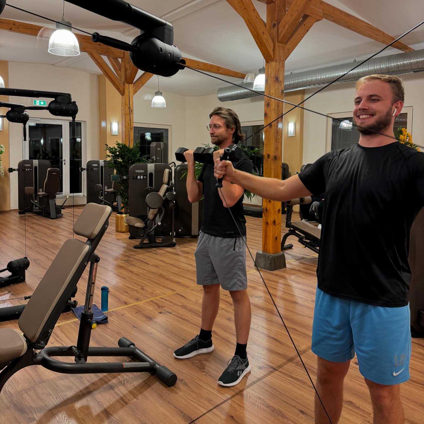 Fitness Tempel Friedrichshafen - Modernste Chip Gerätetechnik im ...