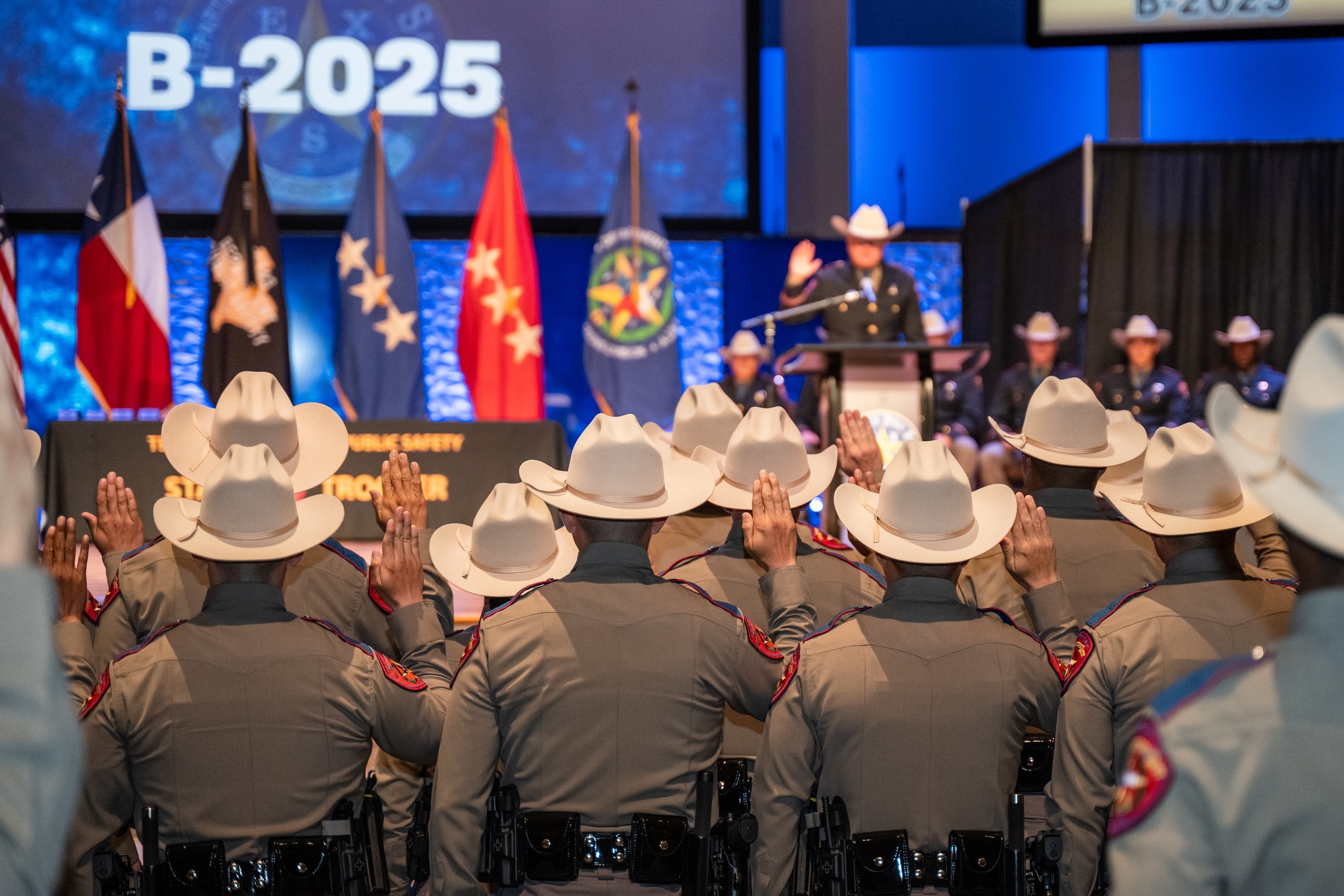 Texas Department of Public Safety - Texas Rangers on horseback greeted ...
