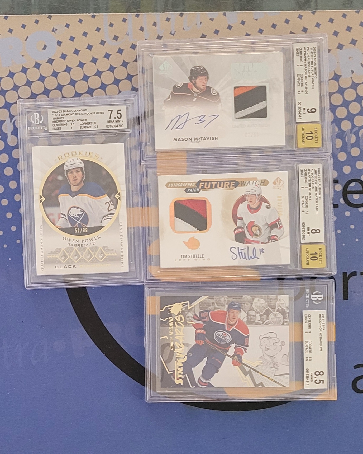 beckett graded card review Price Guide: Price Guide Staff of Beckett Media Beckett Media: 9781936681884 Books This book includes vintage and modern I know nothing about grading