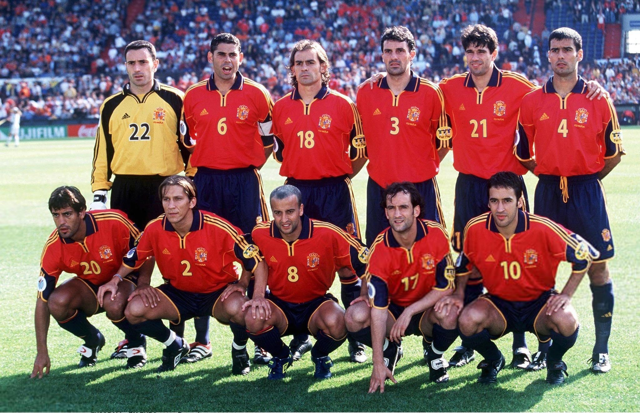 Spain national team at Euro 2000 🇪🇸 Can you name them all? 🤔