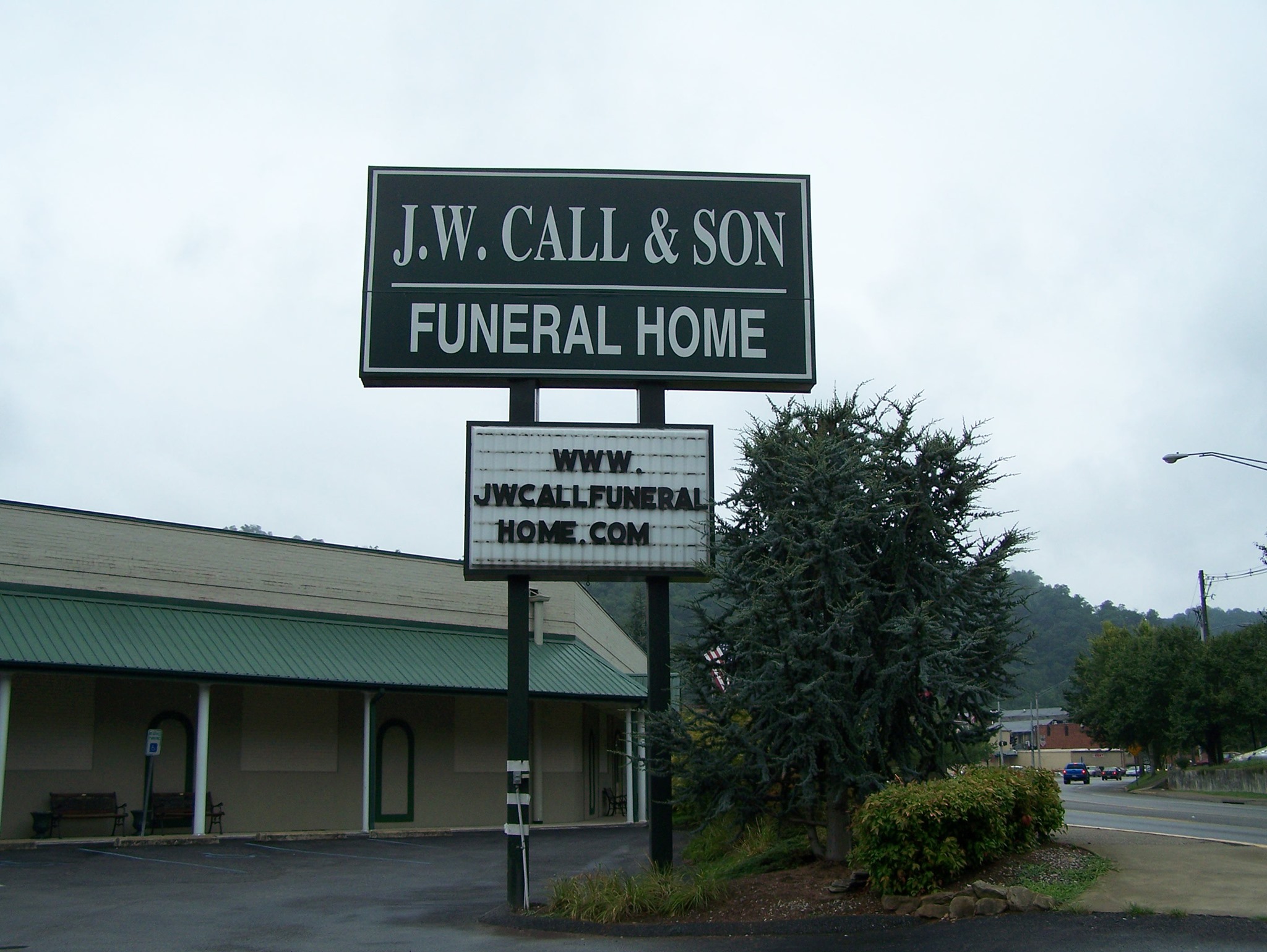 j-w-call-and-son-funeral-home-pikeville-ky