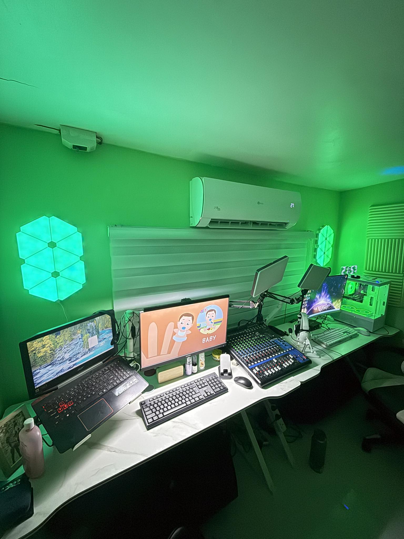 Workspace Setup Addicts | Green Room 💚 | Facebook
