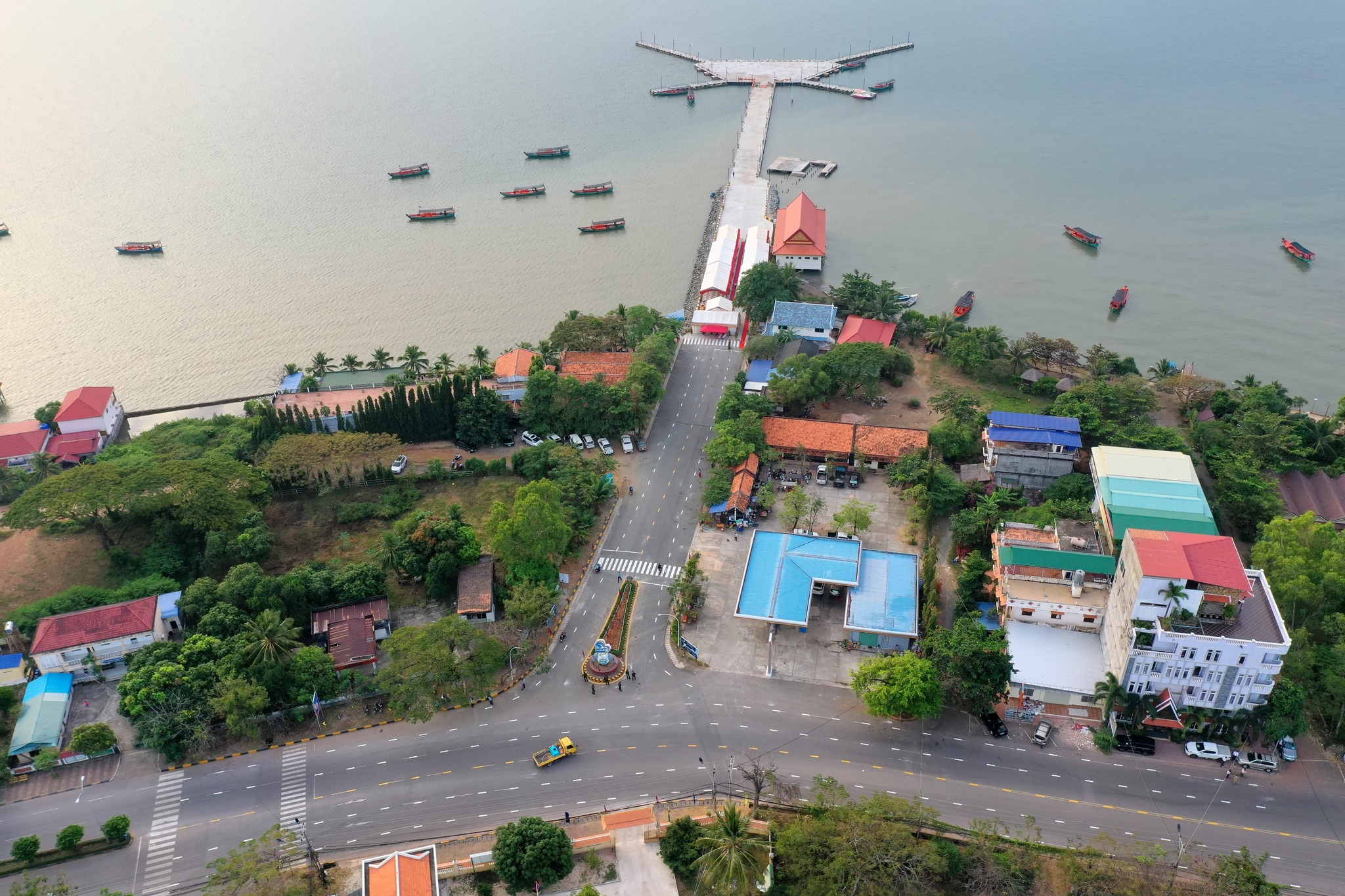ក្រសួងសាធារណការ និងដឹកជញ្ជូន Ministry of Public Works and Transport ...