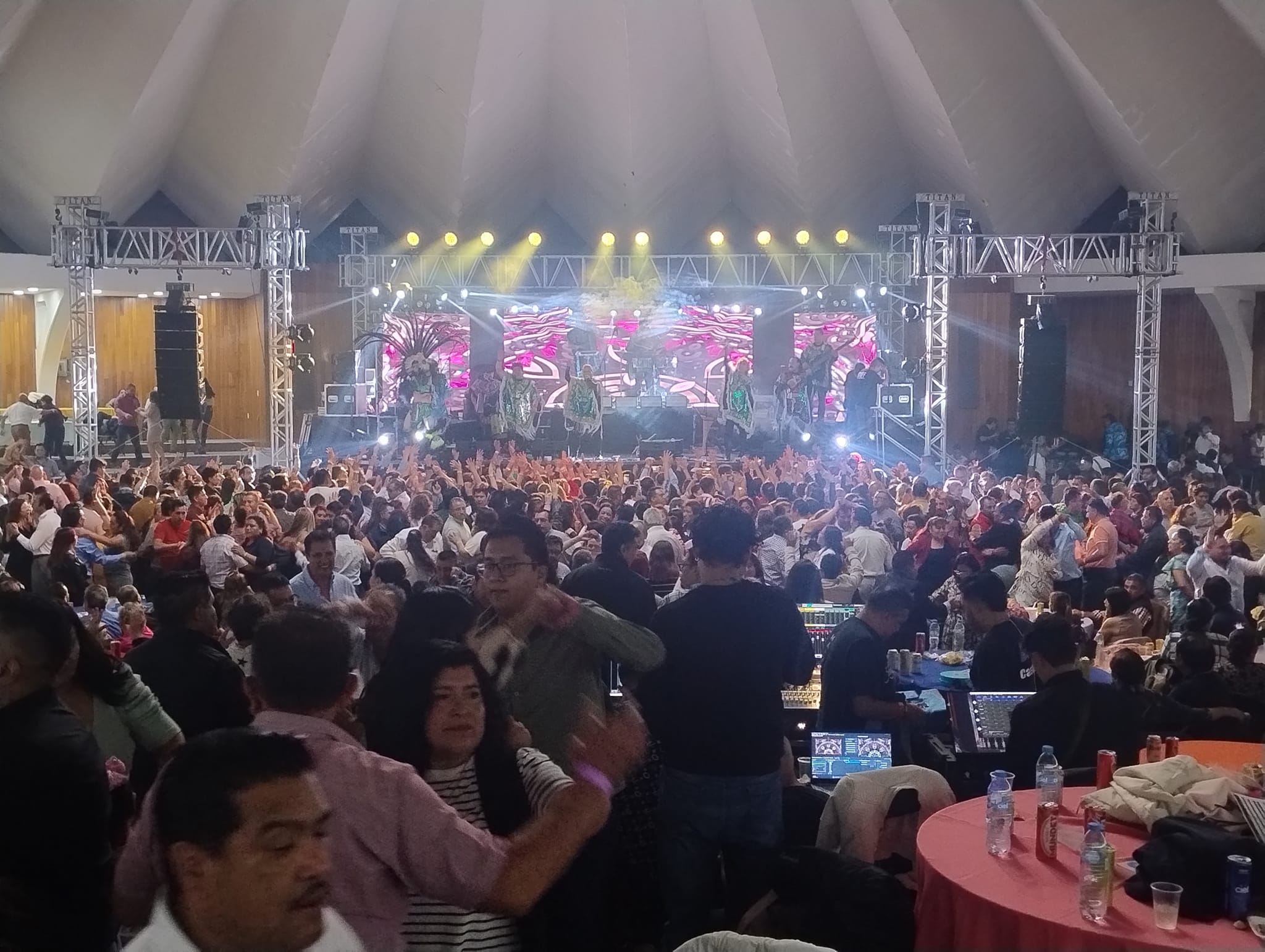 Salón rojo club Toluca | Toluca