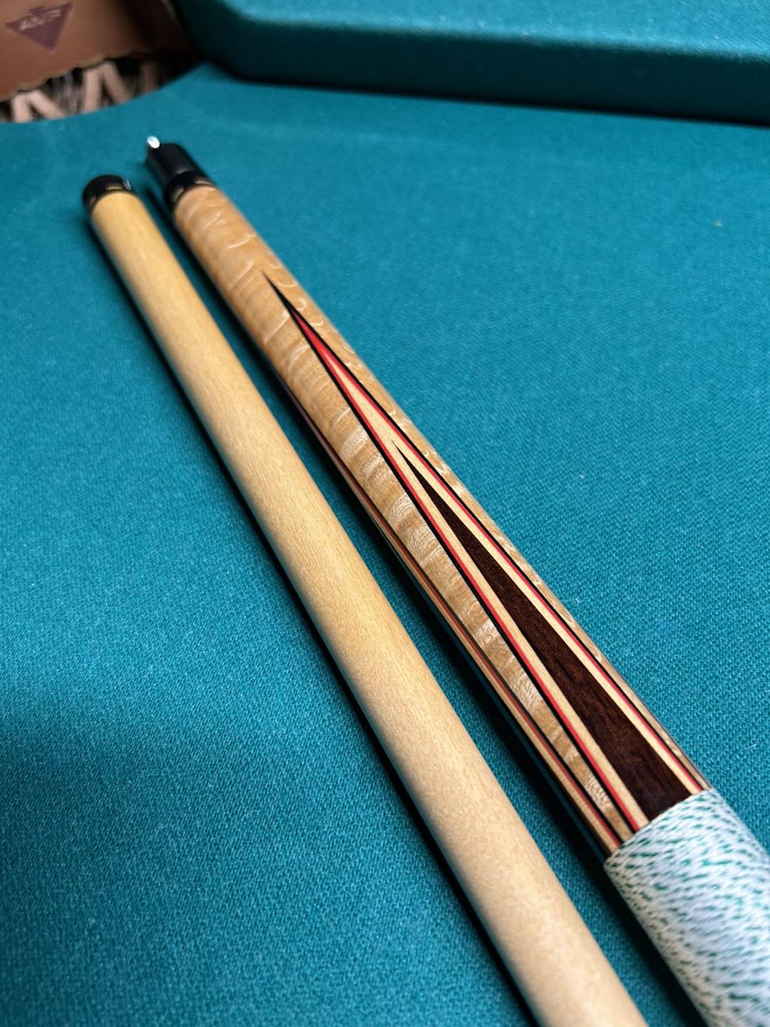 What is a vintage Huebler cue worth without a shaft?