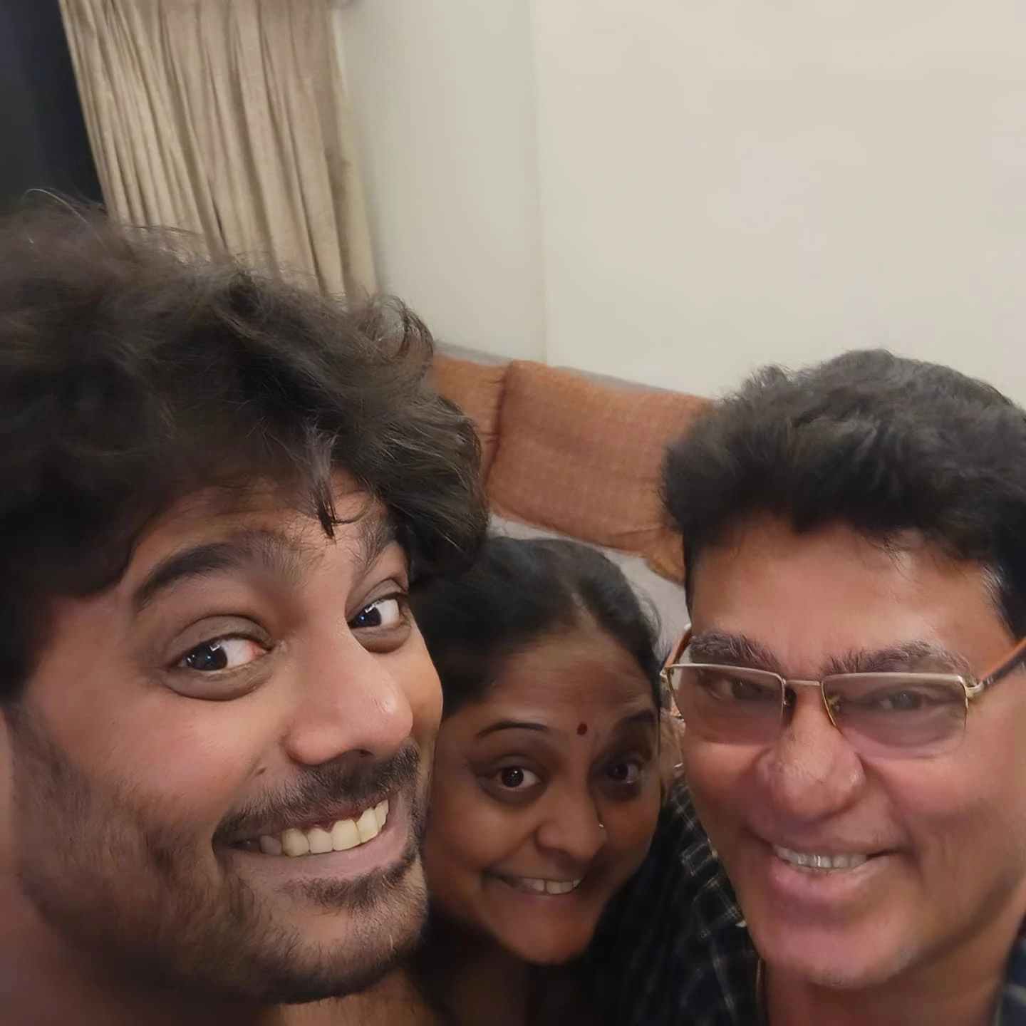 RJ Roshan