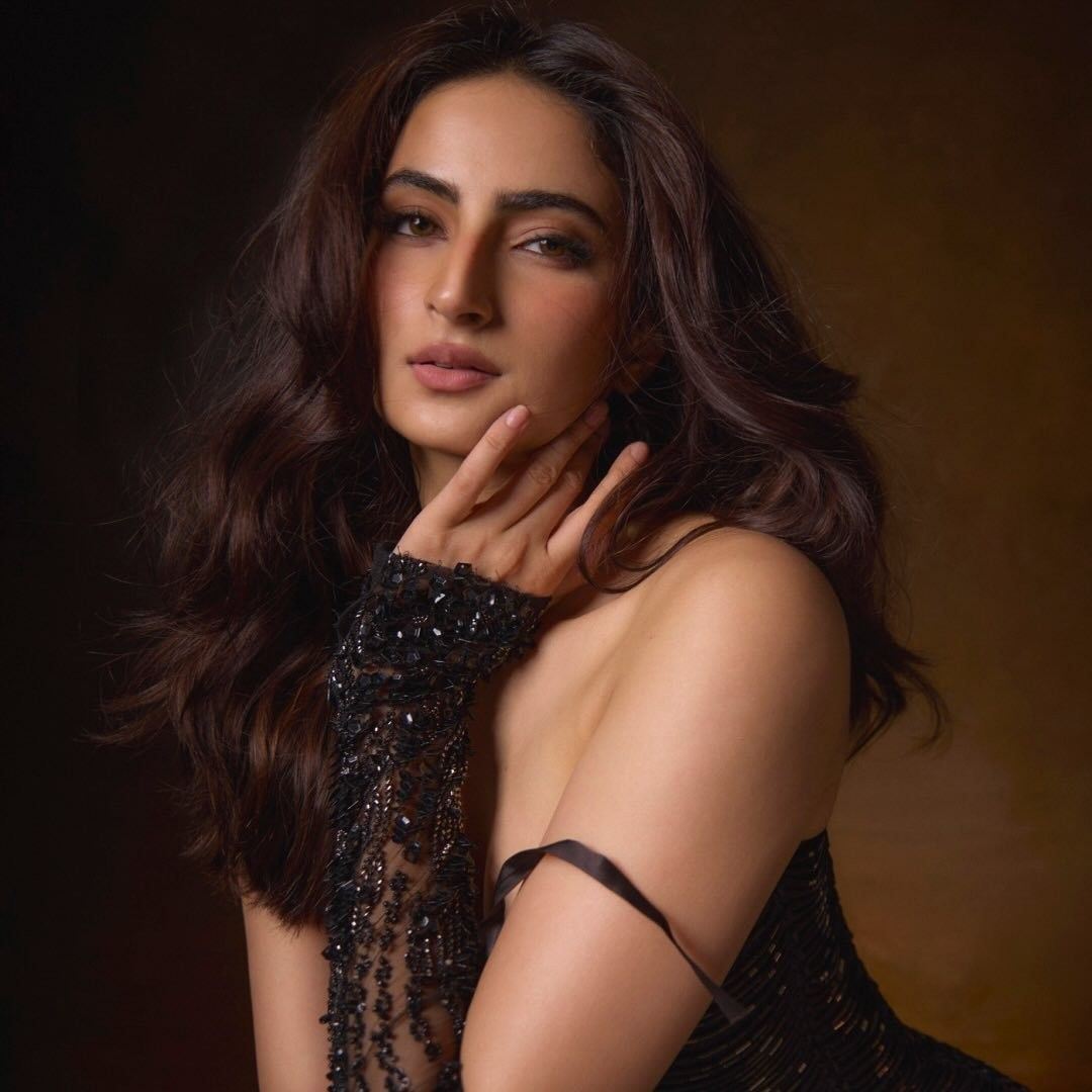 Palak Tiwari - 🏜️ | Facebook