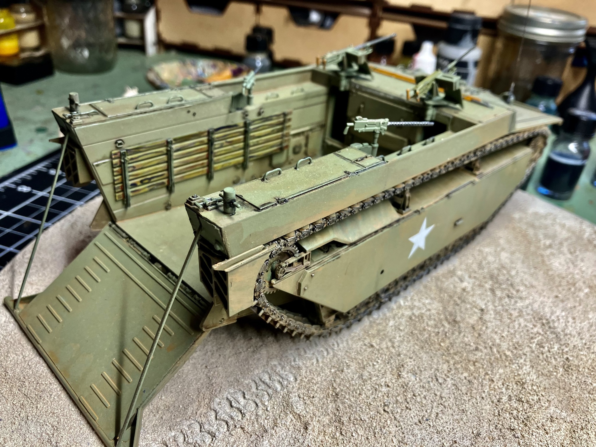 From Davyleft : 1/35 Italeri LVT.4 Water Buffalo. Send your