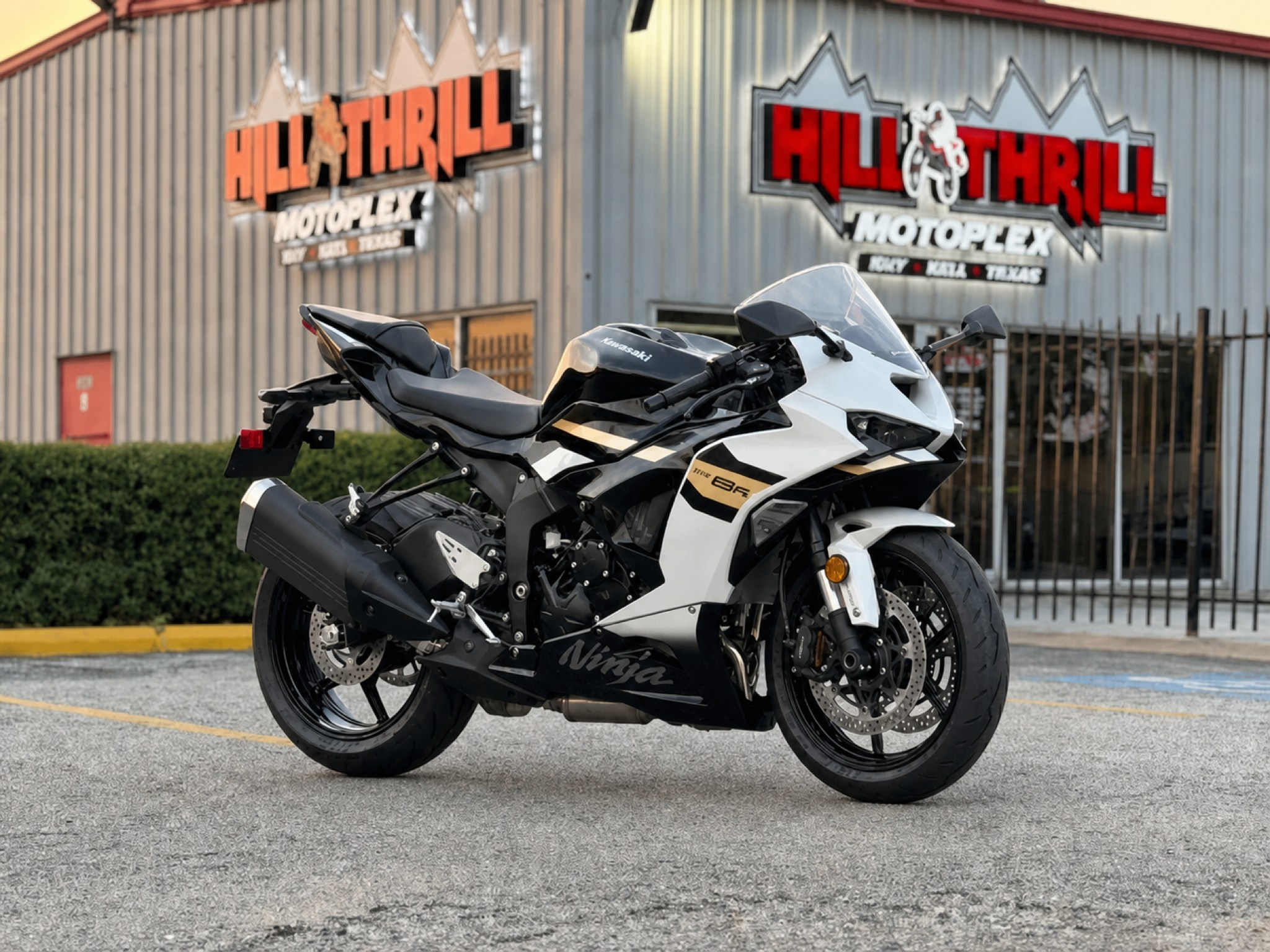 New Suzuki GSX-R750 available at Hill Thrill Motoplex