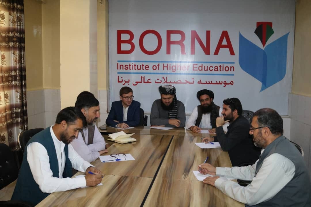 BORNA برنا - بازدید محترم نقیب‌الدین قاضی‌زاده رییس... | Facebook