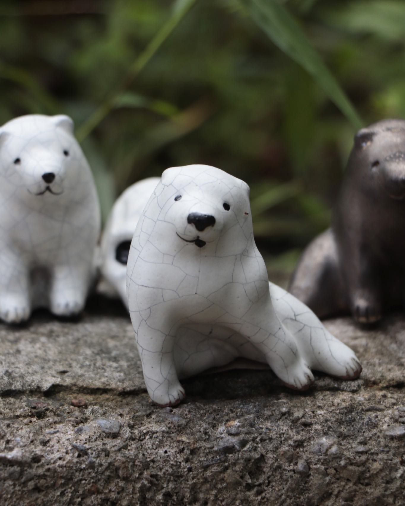 Ethaの奇々怪界展で製作された芦雪仔犬と髑髏がオンラインショップに