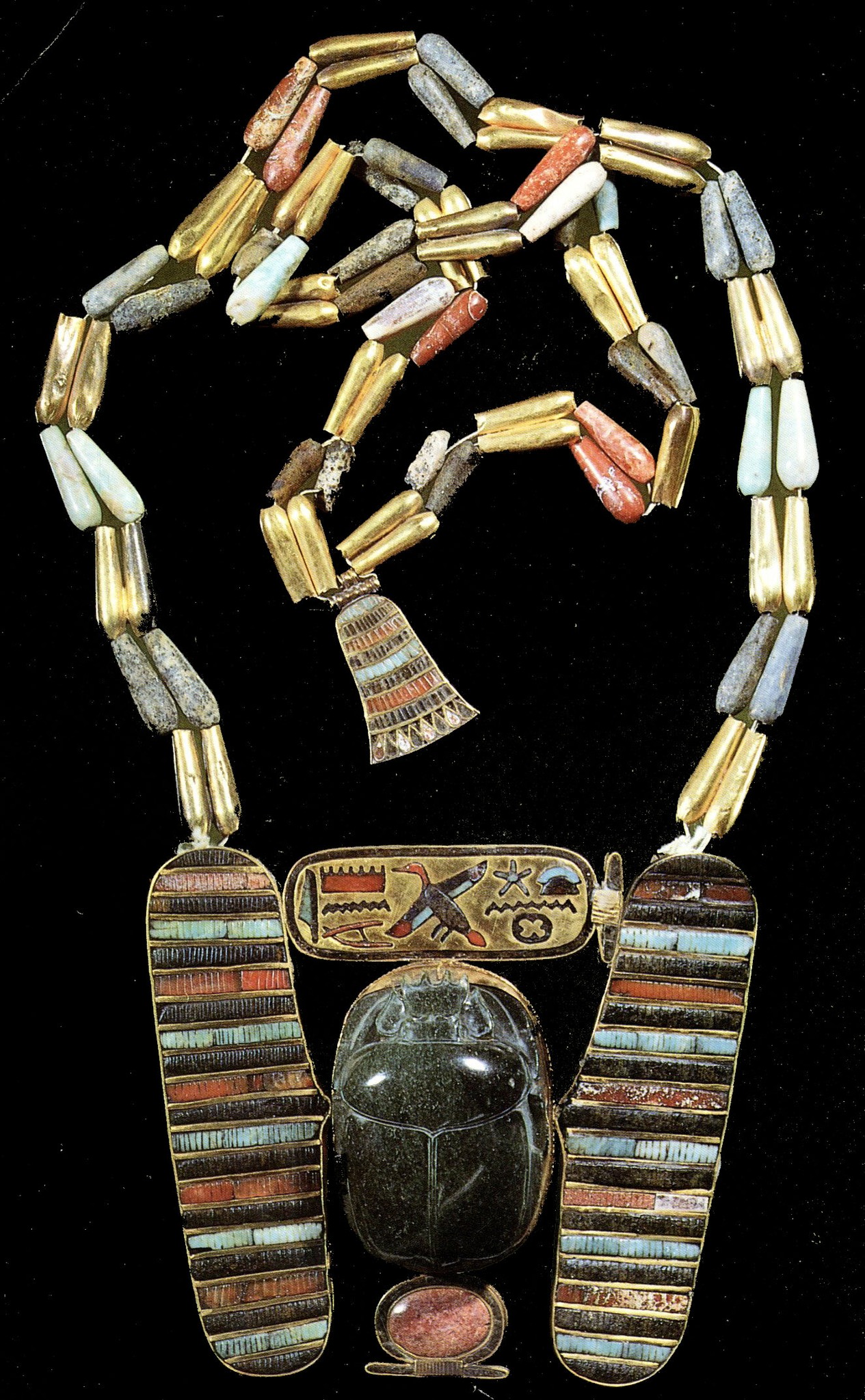 Egypt Museum - Necklace of Psusennes I The pectoral here takes the form ...