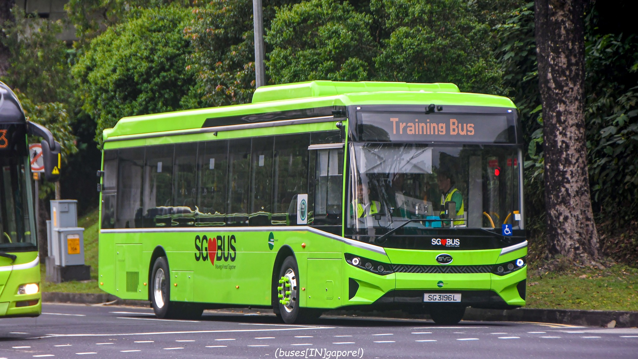 (buses[IN]gapore!) added a new photo... - (buses[IN]gapore!)