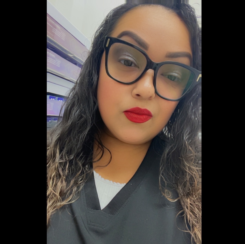 When they ask me why my (face) cheeks soo red… | Victoria Jimenez