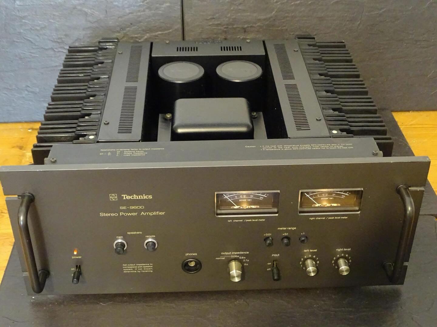 Technics SE9600 Amplifier (Vintage) KSLAaN 信有原 Technics 9600