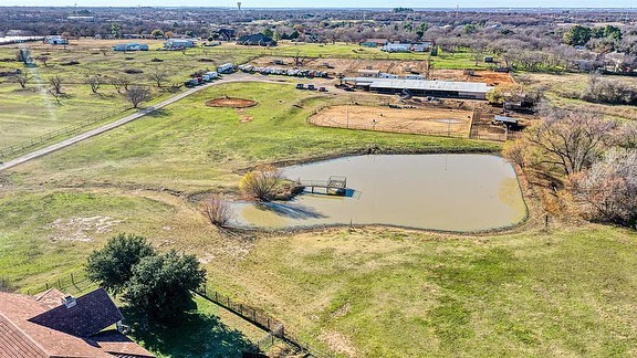 Lobos Horse Ranch & Stables | Mansfield TX