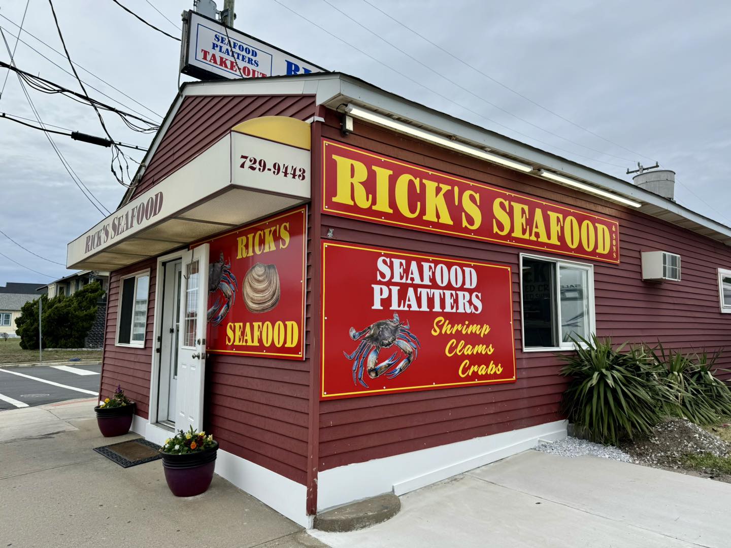 Wildwood 365 - Dinner at Rick's Seafood! 🦞 🦀 🍤 | Facebook