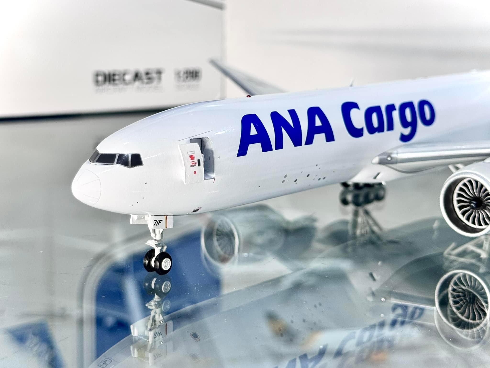JC 1/200 ANA B-777F 全金屬可開倉唷！ ANA Cargo📦📦📦貨機✈️ 作為