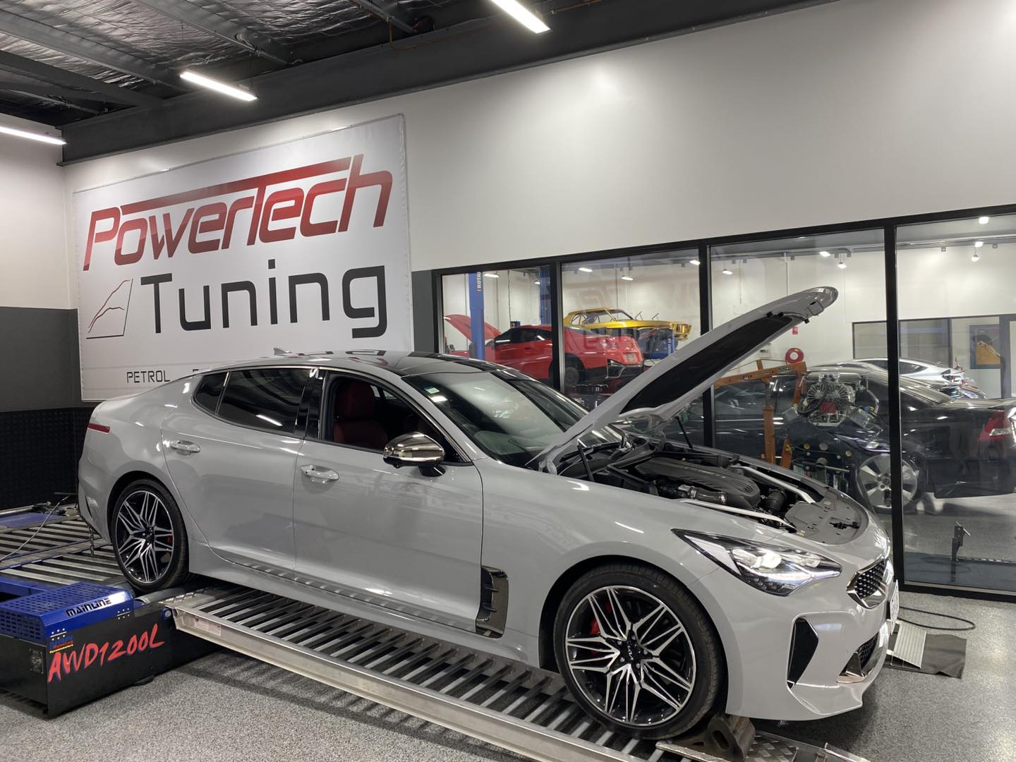 Totally stock Kia Stinger + Unichip... - Power Tech Tuning | Facebook