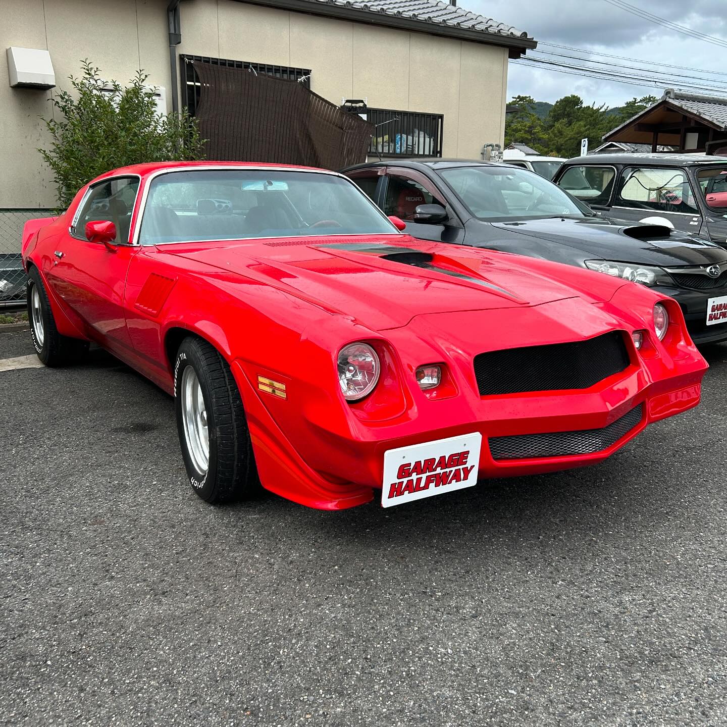 1979年式のシボレーカマロが入庫しました。 自分と同い年の車という