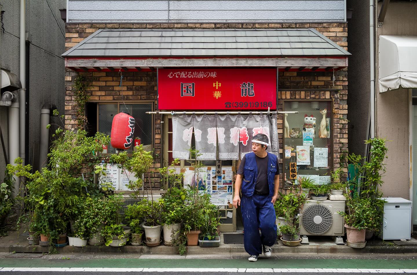 With Tokyo changing so rapidly, everyday scenes and moments feel