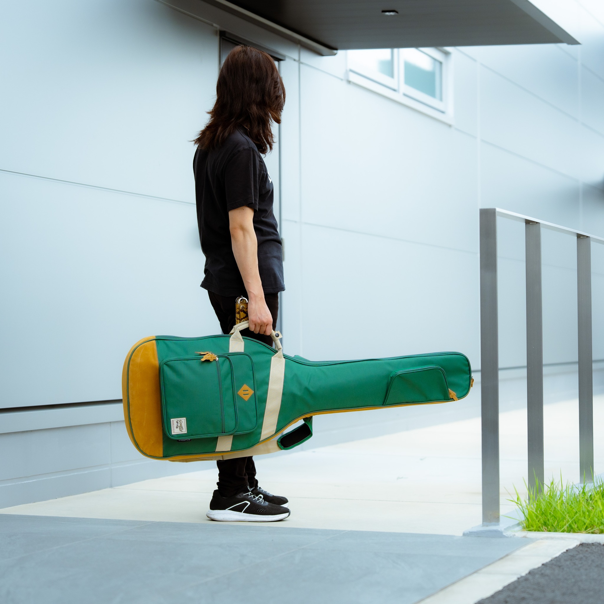 Ibanez - クラブクアトロで行われた 赤い公園 対バンツアー2015にお